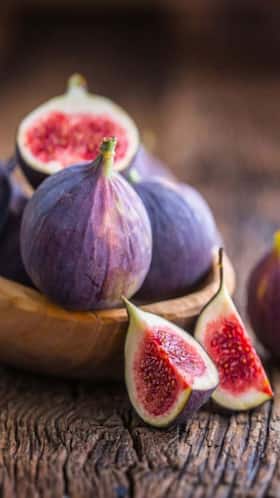 5 Reasons to Eat Figs: From Improved Bone Health to Reduced Constipation 5 Reasons to Eat Figs: From Improved Bone Health to Reduced Constipation