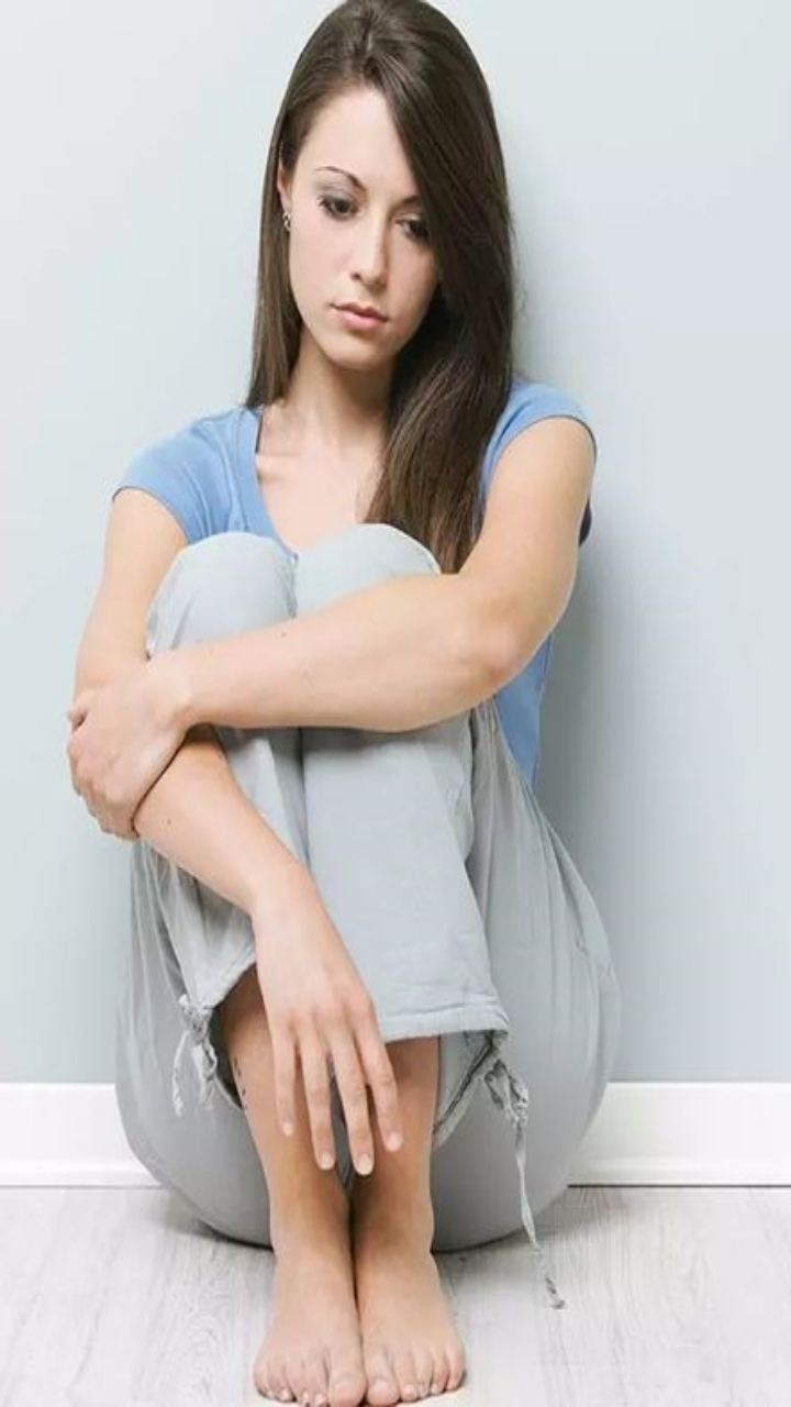 Low Estrogen in Women: Understanding Signs And Symptoms