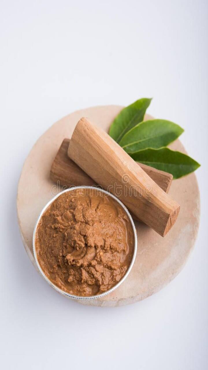 What Happens If We Apply Multani Mitti To Hair? - Vimarsana News