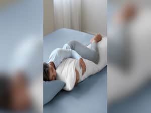 Uncover the Benefits of Sleeping with a Pillow Between Your Knees