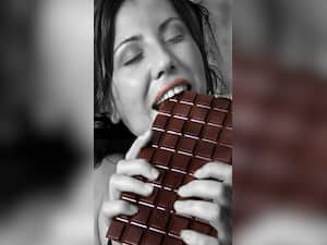 Can't Resist Chocolate? Here Are 8 Reasons Why