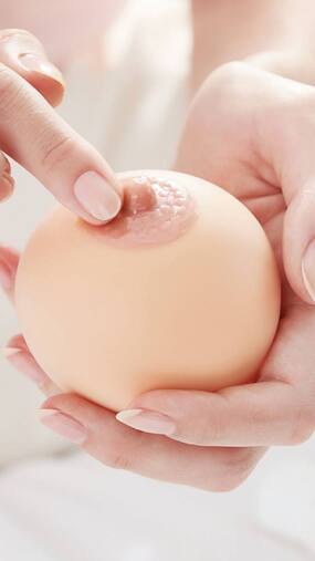 Winter Nipple Care: 8 Tips to Prevent Dry and Cracked Nipple Problems in Winter