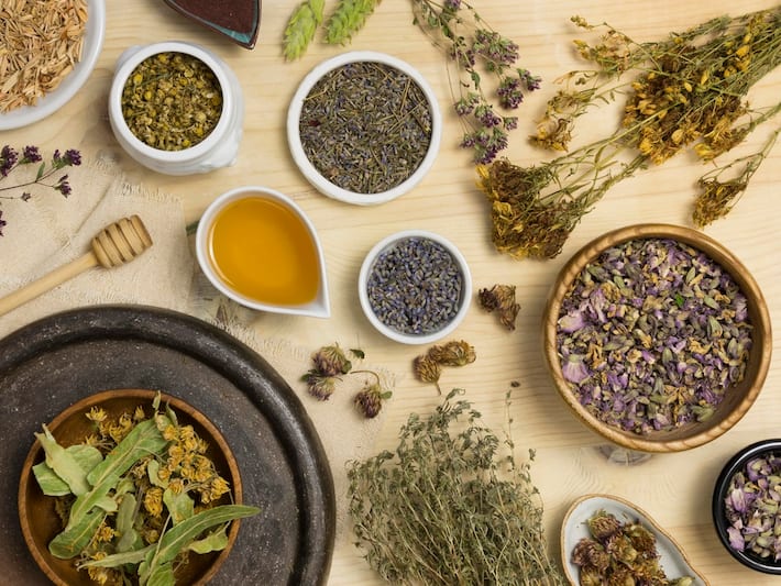 How To Boost Natural Collagen With Herbs And Spices? | TheHealthSite.com