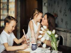 Tips For Parents On Establishing A Safe Home Environment For Their Growing Child