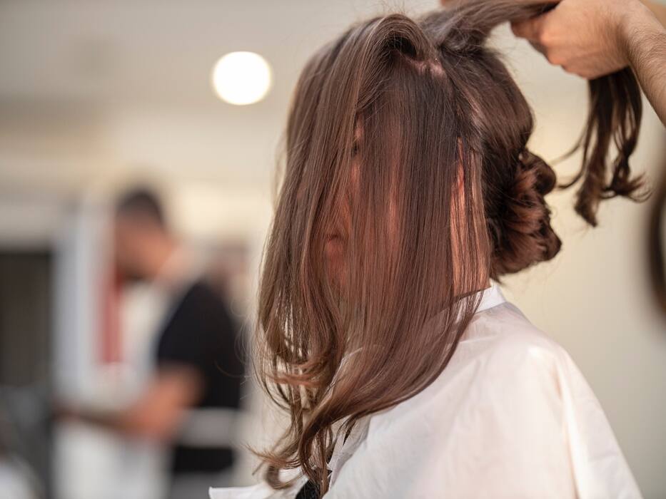 Six Essential Tips For Women Embracing Long Hair