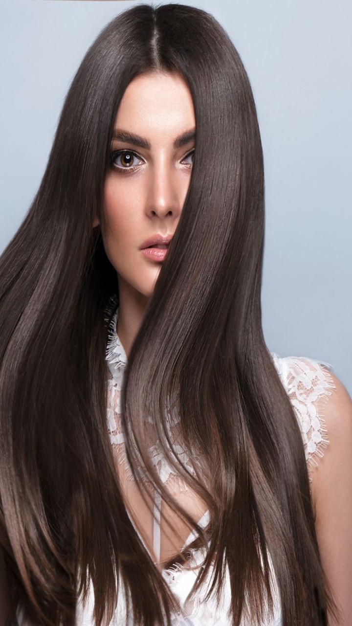 10 Tips to Flaunt Silky Hair This Winter