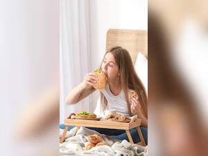 8 Bad Eating Habits That Could Harm Your Body After 30
