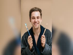 8 Benefits of Brushing Your Teeth at Night