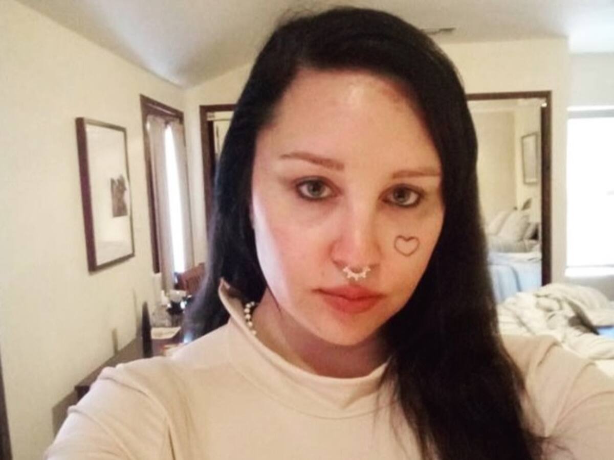Know More About 'Bleph' Surgery That Actor Amanda Bynes Got Done - Vimarsana News