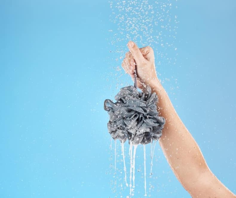 Discard These Expired Skincare Products At The Earliest!