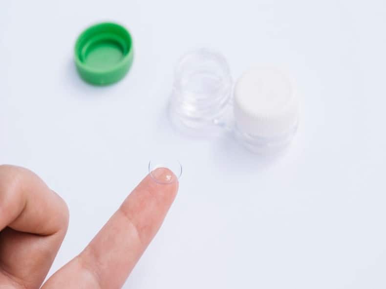 Discard These Expired Skincare Products At The Earliest!