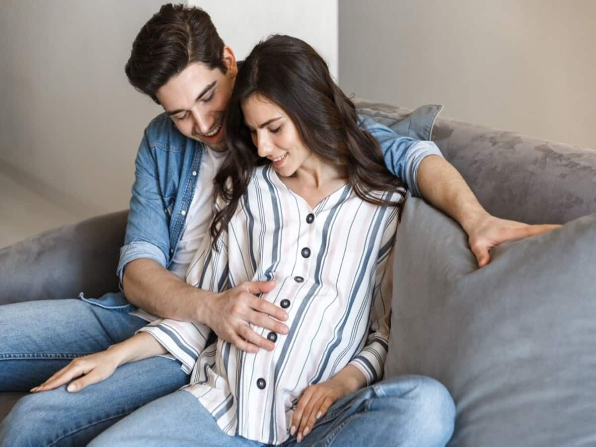 Planning A Baby In 2024 Keep These 8 Things In Mind TheHealthSite Com   Freepik Pregnancy Couple 