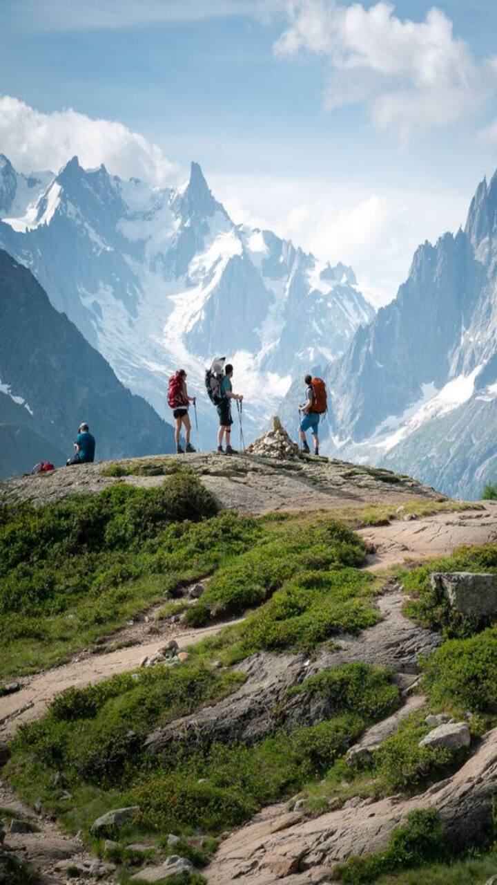 International Mountain Day: How Hiking Benefits Your Overall Health