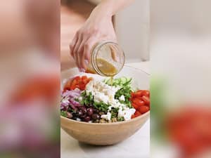 9 Mediterranean Diet Foods That Will Tantalize Your Taste Buds