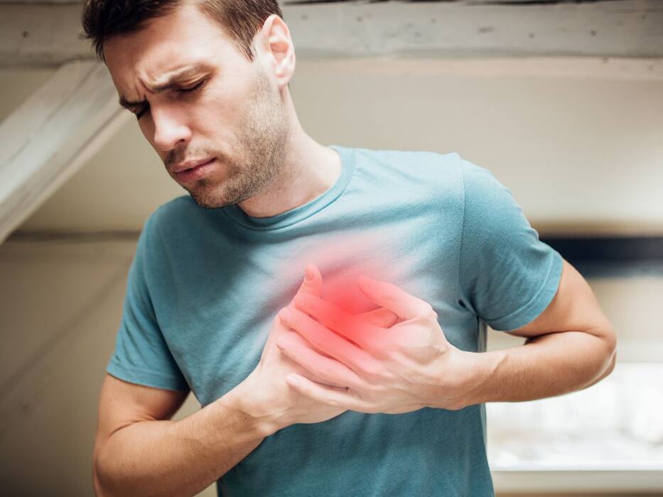 Signs of Heart Blockage: 7 Unexpected Symptoms That Could Indicate Heart Disease
