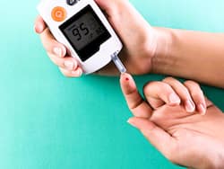 शरीर के इस अंग को सबसे ज्यादा नुकसान पहुंचाता है, बढ़ा हुआ शुगर लेवल, जानिए कंट्रोल करने के उपाय