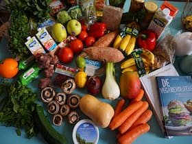 9 Foods That May Suppress Your Immune System
