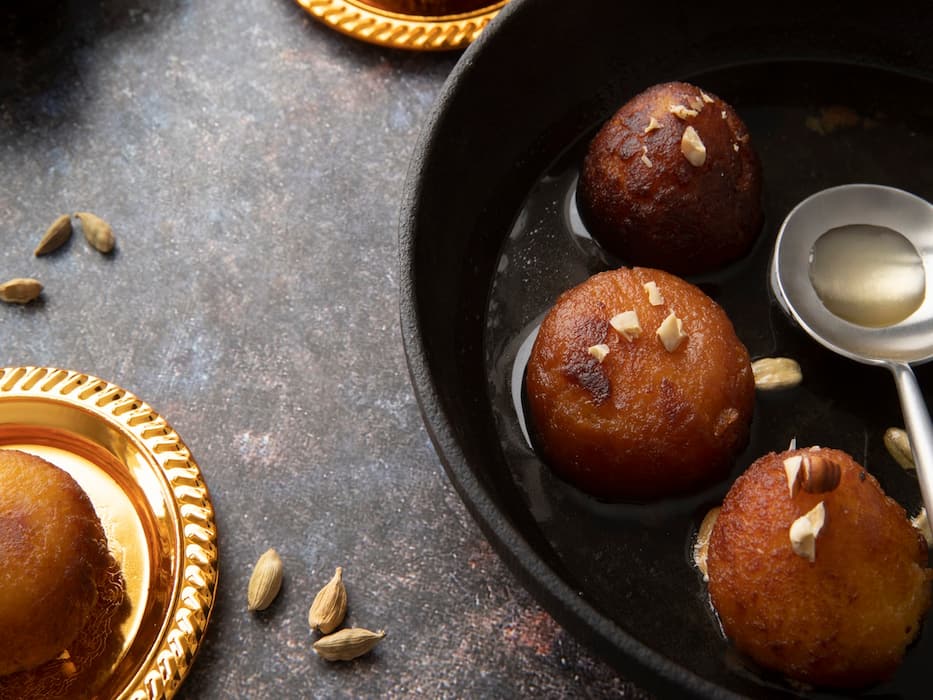 5 Worst Indian Dishes You Must Avoid Before Going To Bed At Night