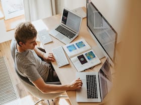 Tips For Productivity: 5 Rules Bachelors Must Incorporate While Working From Home During Winter