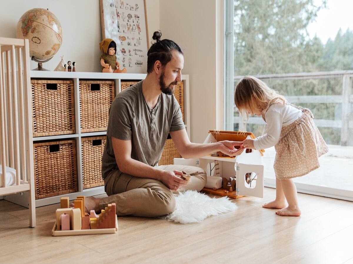 10 Strategies For Raising Resilient Kids In Today's World - Vimarsana News