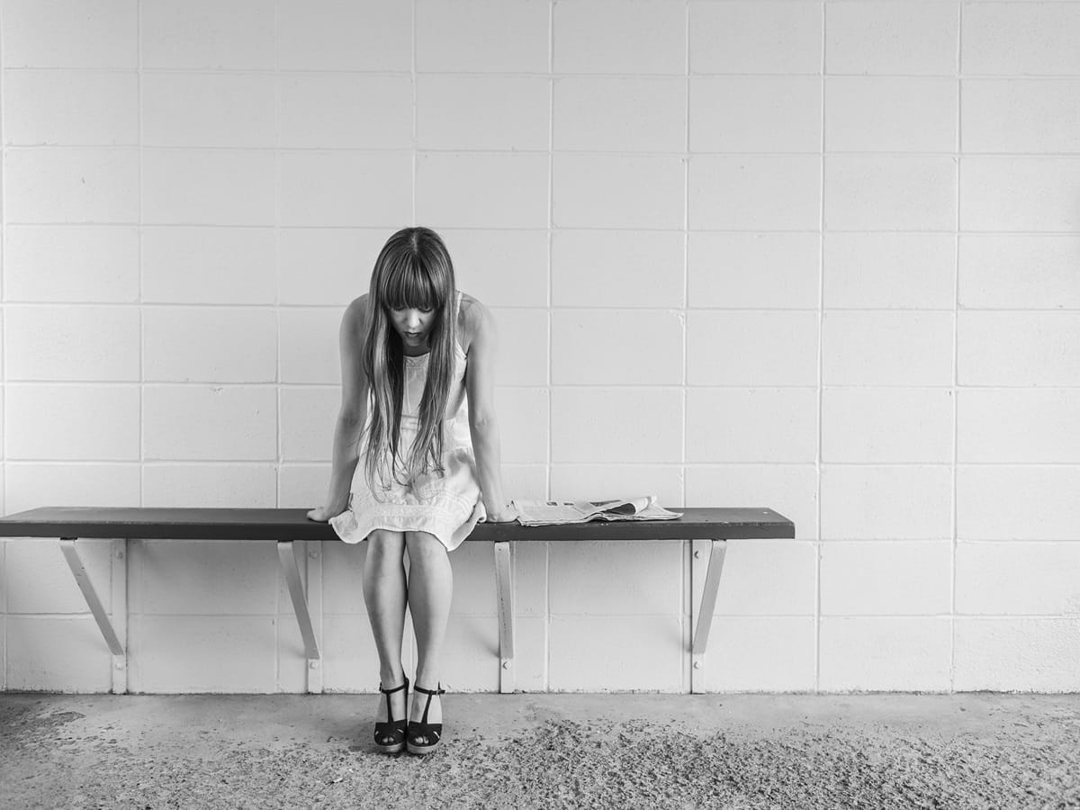 Psychology Deciphers 9 Signs Of Deep Life Dissatisfaction - Vimarsana News