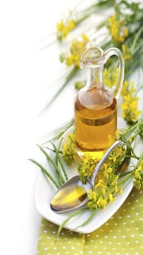 Unleashing the Hidden Benefits of Cooking with Mustard Oil