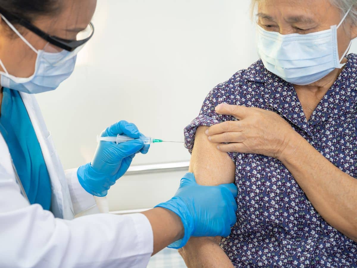 Covishield COVID-19 Vaccine: Can This COVID Vaccine Protect You From JN.1 Variant? - Vimarsana News