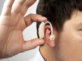Wearing Hearing Aids May Prevent Early Death, Study Finds