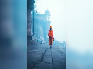 Master These Ingenious Indian Hacks for a Naturally Warm Winter