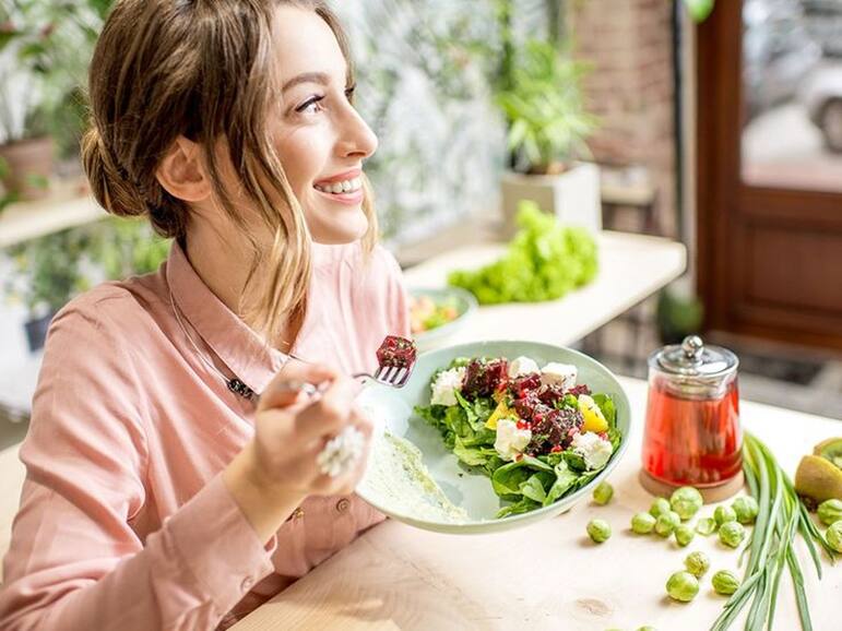 Yoga Guru Recommends Top 3 Tips To Overcome Binge Eating