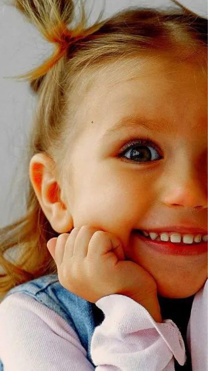 Top 10 Foods That Can Make You Happy Instantly