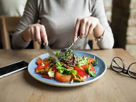 Healthy diet: बदलते मौसम के साथ डाइट में बदलाव जरूरी, मार्च के महीने से पहले ही खाना शुरू कर दें ये 4 फूड्स