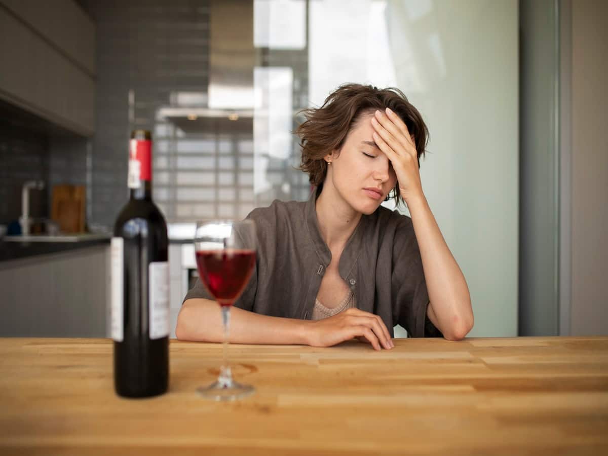 Alcohol Is The Reason Why You Cannot Sleep: Find Out Why Giving It Up Is The Solution - Vimarsana News