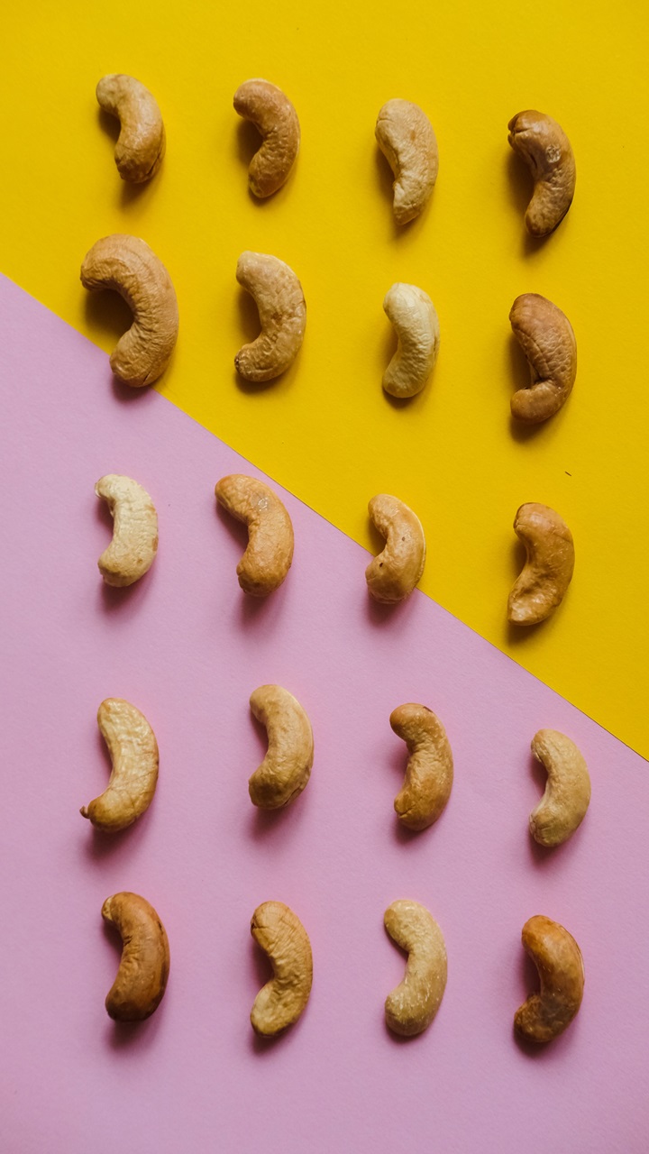 6 Side Effects Of Cashew Nuts You Must Be Aware Of