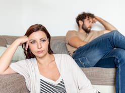 रिश्ते में आगे बढ़ने से रोकती हैं ये 8 गलतियां, बीच में ही रिश्ता टूटने का रहता है डर