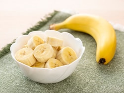 Bananas For High Cholesterol Management: 7 Ways Eating Kela Helps In Flushing Out Bad LDL Cholesterol Naturally