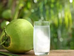 हाई हो ब्लड प्रेशर तो क्या पीना चाहिए नारियल पानी, जानें हाइपरटेंशन में Coconut water पीने के फायदे-नुकसान