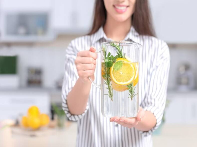 This Nutritionist-Approved Healthy Morning Checklist May Change Your Life