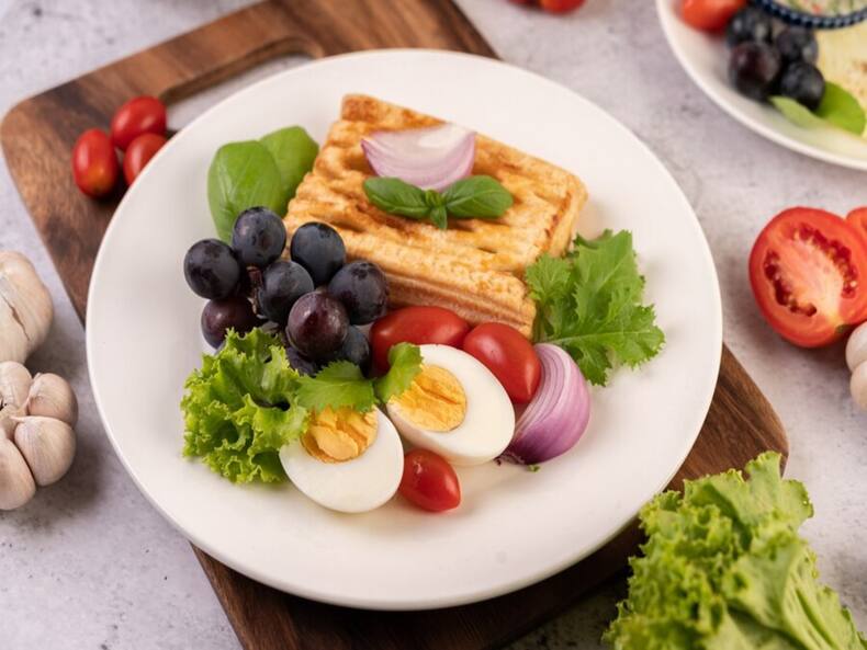 This Nutritionist-Approved Healthy Morning Checklist May Change Your Life