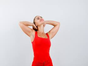Here Are Some Good Body Stretches To Try After A Long Flight Here Are Some Good Body Stretches To Try After A Long Flight