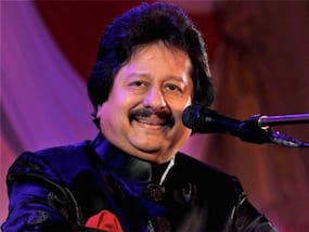 Pankaj Udhas Death: चल बसे गायक पंकज उधास, 72 साल की उम्र में ली आखिरी सांस Pankaj Udhas Death: चल बसे गायक पंकज उधास, 72 साल की उम्र में ली आखिरी सांस