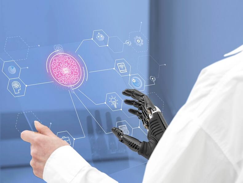 7 Ways Artificial Intelligence And Machine Learning Are Revolutionising Healthcare Today