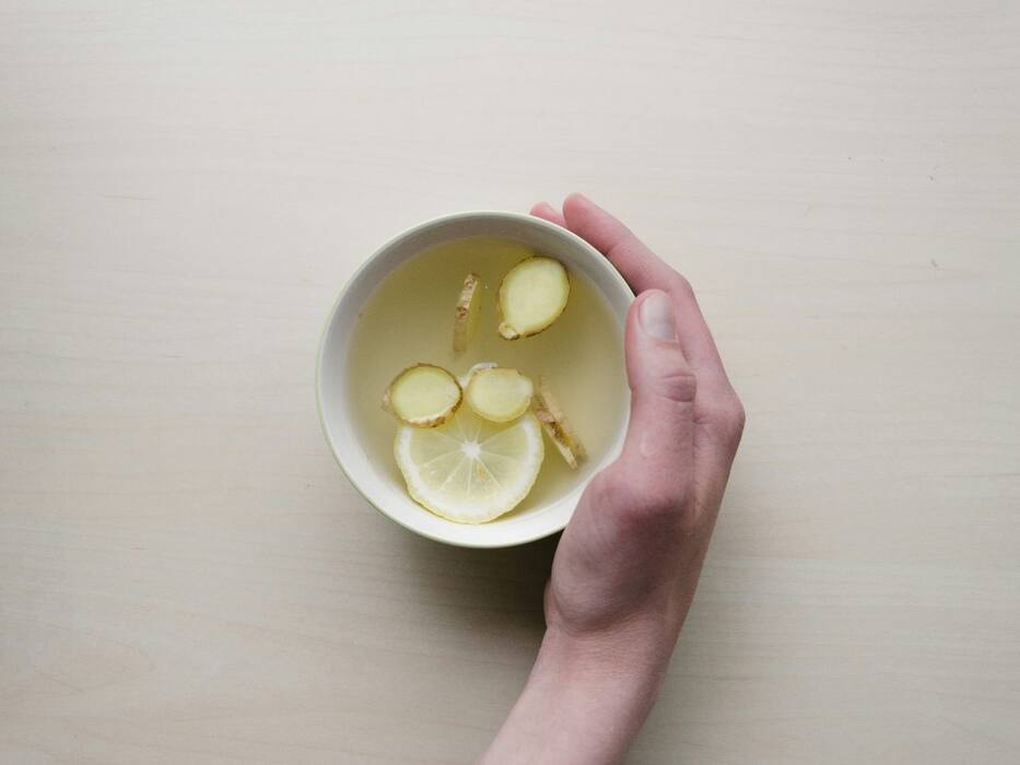 Turmeric Ginger Tea On Empty Stomach For Liver Damage: 5 Ways Haldi Adrak Chai Can Help Flush Out Toxins From Liver