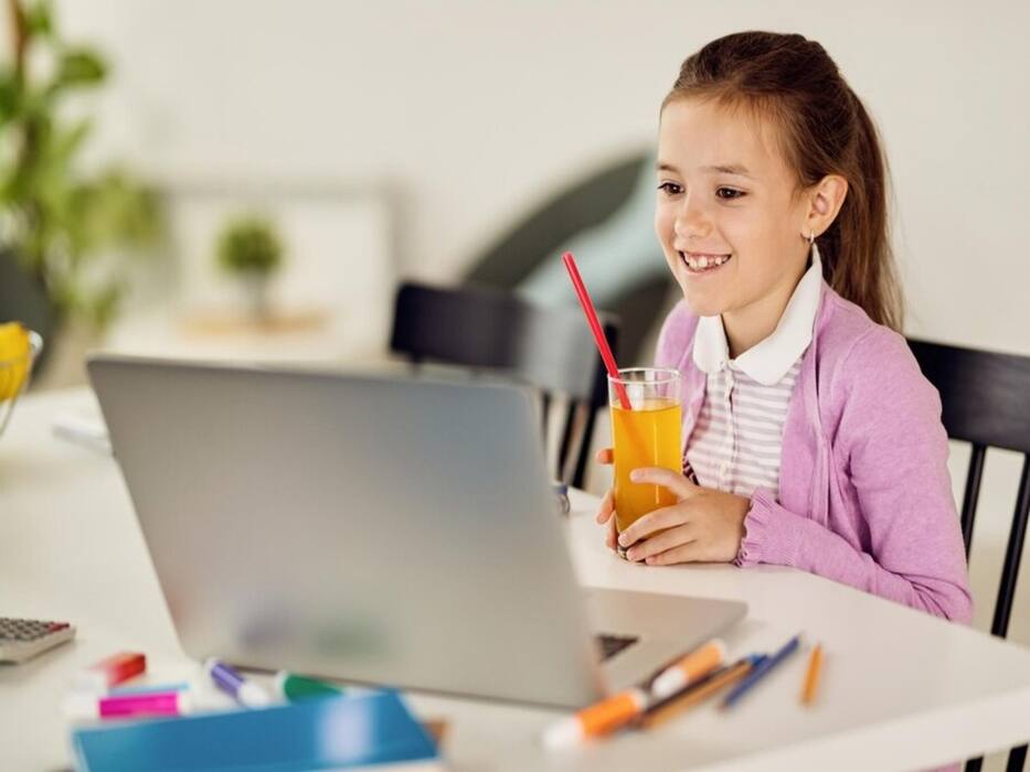 Have A Stressed Child At Home? Do These 10 Relaxing Activities With Them