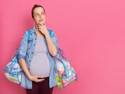 Ready To Deliver Your Baby? Know What To Carry In Your Hospital Bag