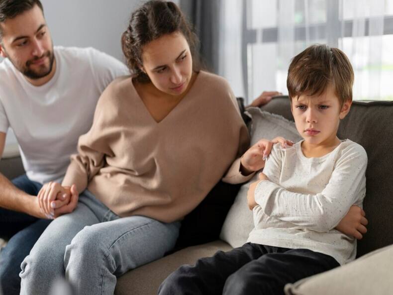 Parenting Tips: 8 Things You Can Do When Your Child Is Angry And Arguing With You
