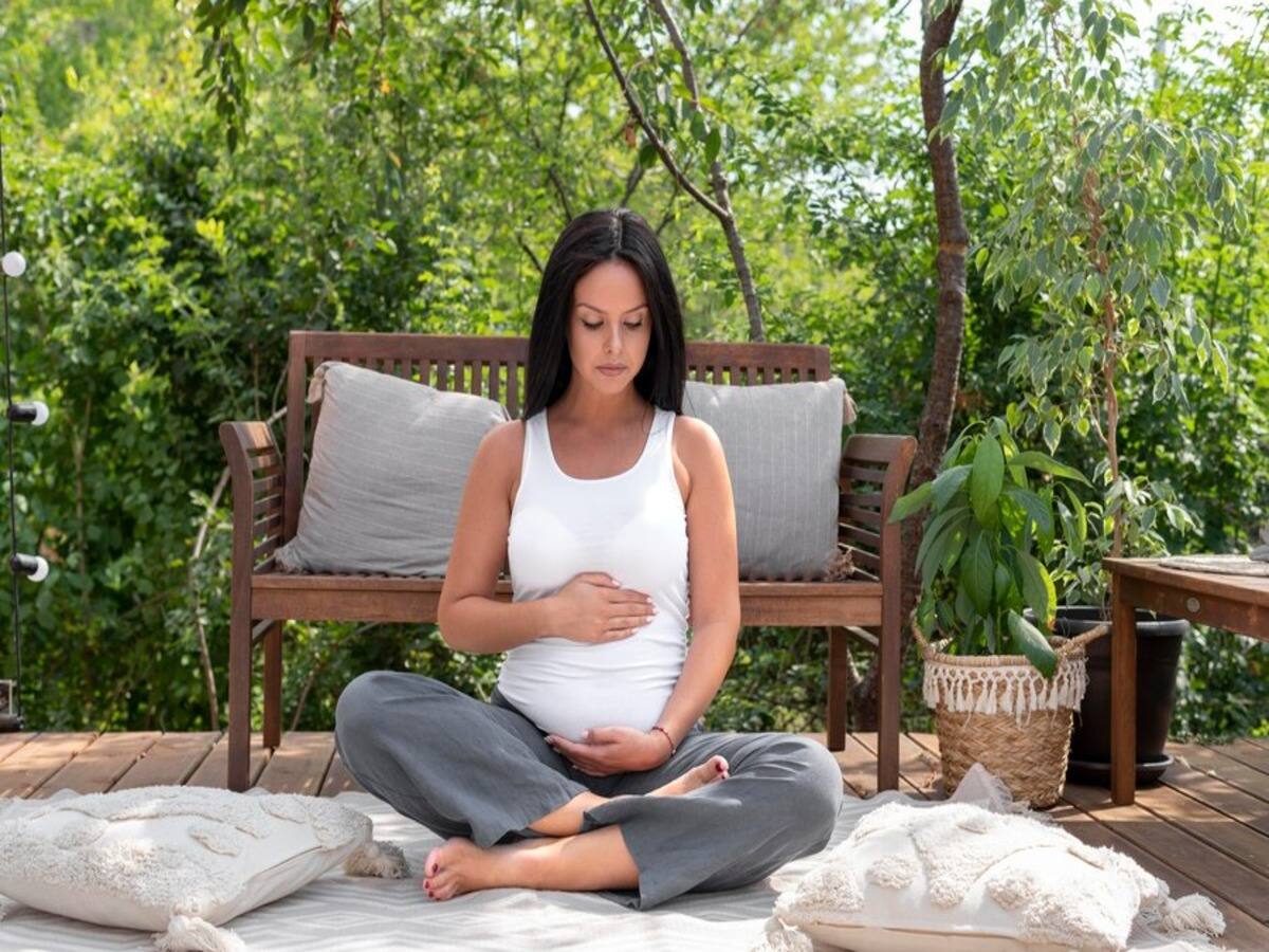Second trimester, pregnancy , Pregnancy symptoms, pregnancy trimester, second trimester of pregnancy, diet in second trimester of pregnancy, exercising in second trimester of pregnancy, precautions to follow in second trimester of pregnancy
