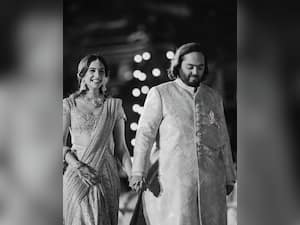 Radhika Merchant No Makeup Look: Anant Ambani's Fiancee Slayed In Soft Glam Look