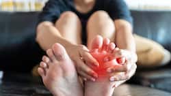 Symptoms of High Uric Acid Levels In Men: 7 Unusual Nighttime Signs of High Uric Acid In Legs and Feet