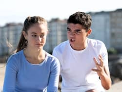 रिश्तों थोड़ी सी खटास भी ला सकती है दरार, चार सिंपल टिप्स जो आपके रिश्तों को मिठास से भर देंगी